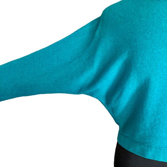 BCBGMaxAzria Jewel Green Camille Cropped Sweater Small Wool Cashmere Blend - Picture 2 of 7